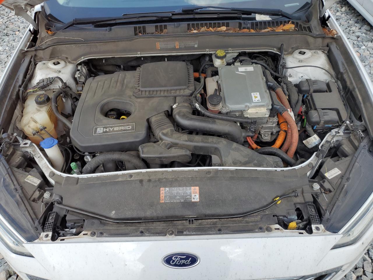 2017 FORD FUSION SE HYBRID photo 19