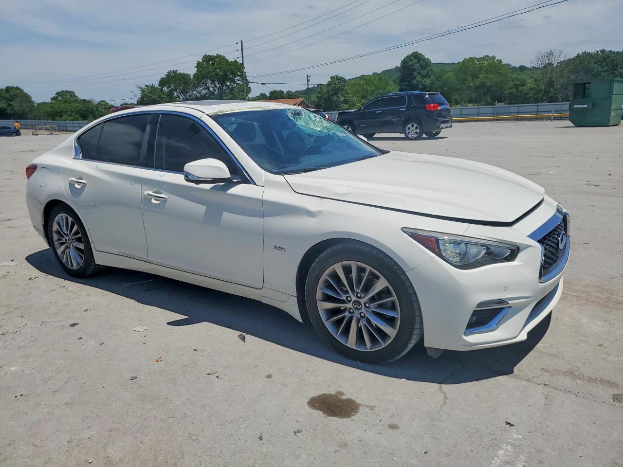 2018 INFINITI Q50 3.0T LUXE photo 10