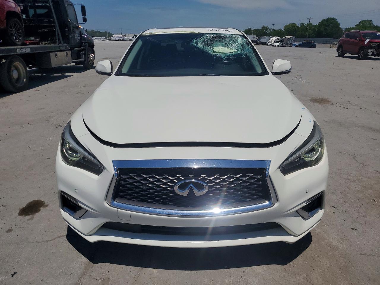 2018 INFINITI Q50 3.0T LUXE photo 13