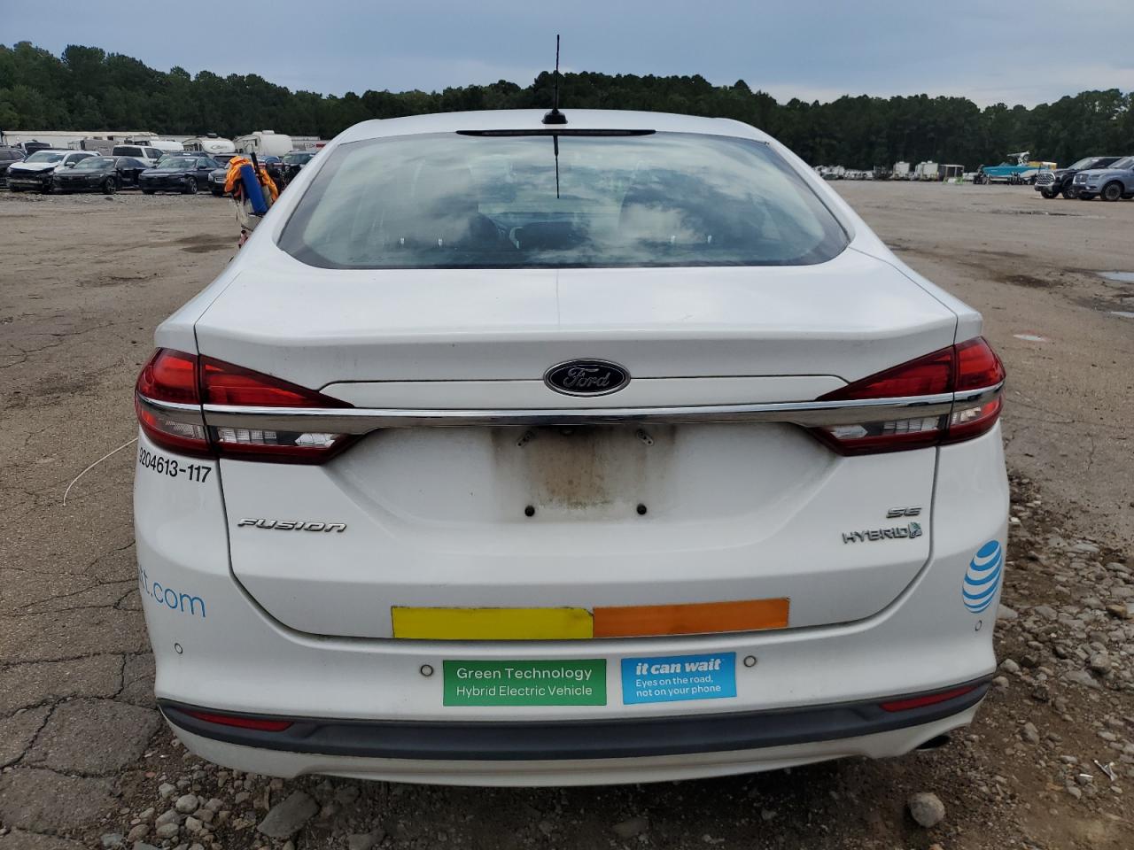 2017 FORD FUSION SE HYBRID photo 11