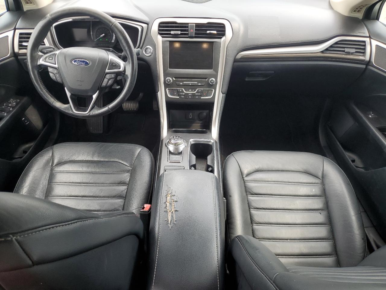 2017 FORD FUSION SE HYBRID photo 15