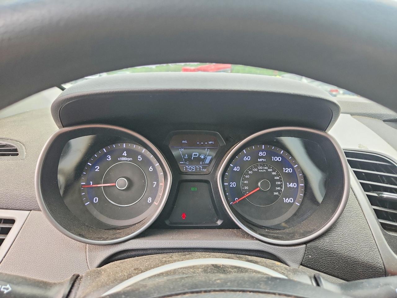 2014 HYUNDAI ELANTRA SE photo 17