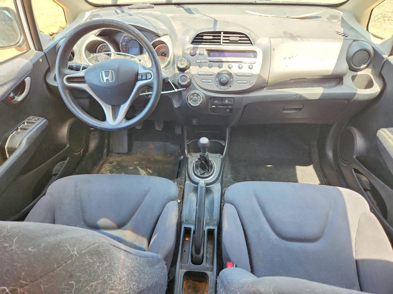 2013 HONDA FIT photo 22