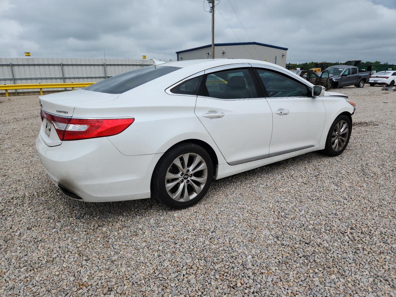 2014 HYUNDAI AZERA LIMITED photo 3