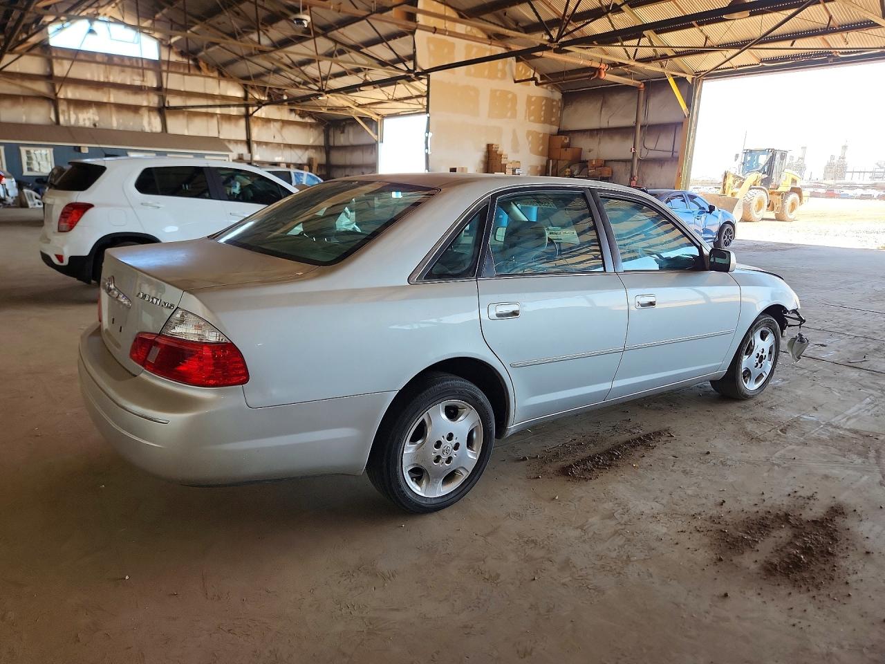 2004 TOYOTA AVALON XLS photo 3