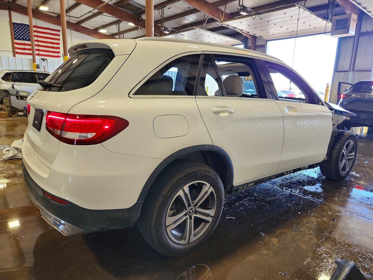 2018 MERCEDES-BENZ GLC 300 photo 7