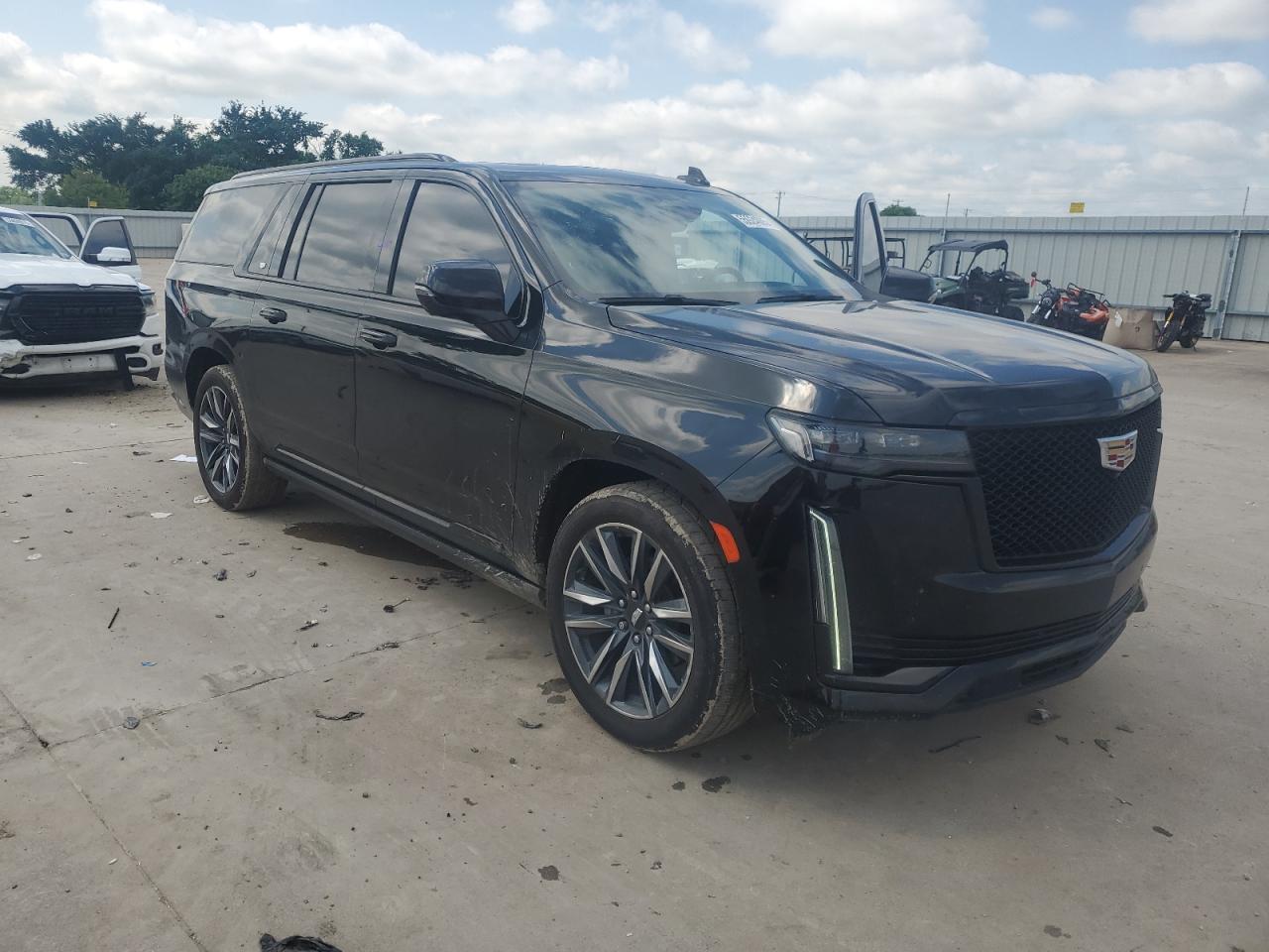 2021 CADILLAC ESCALADE ESV SPORT photo 4