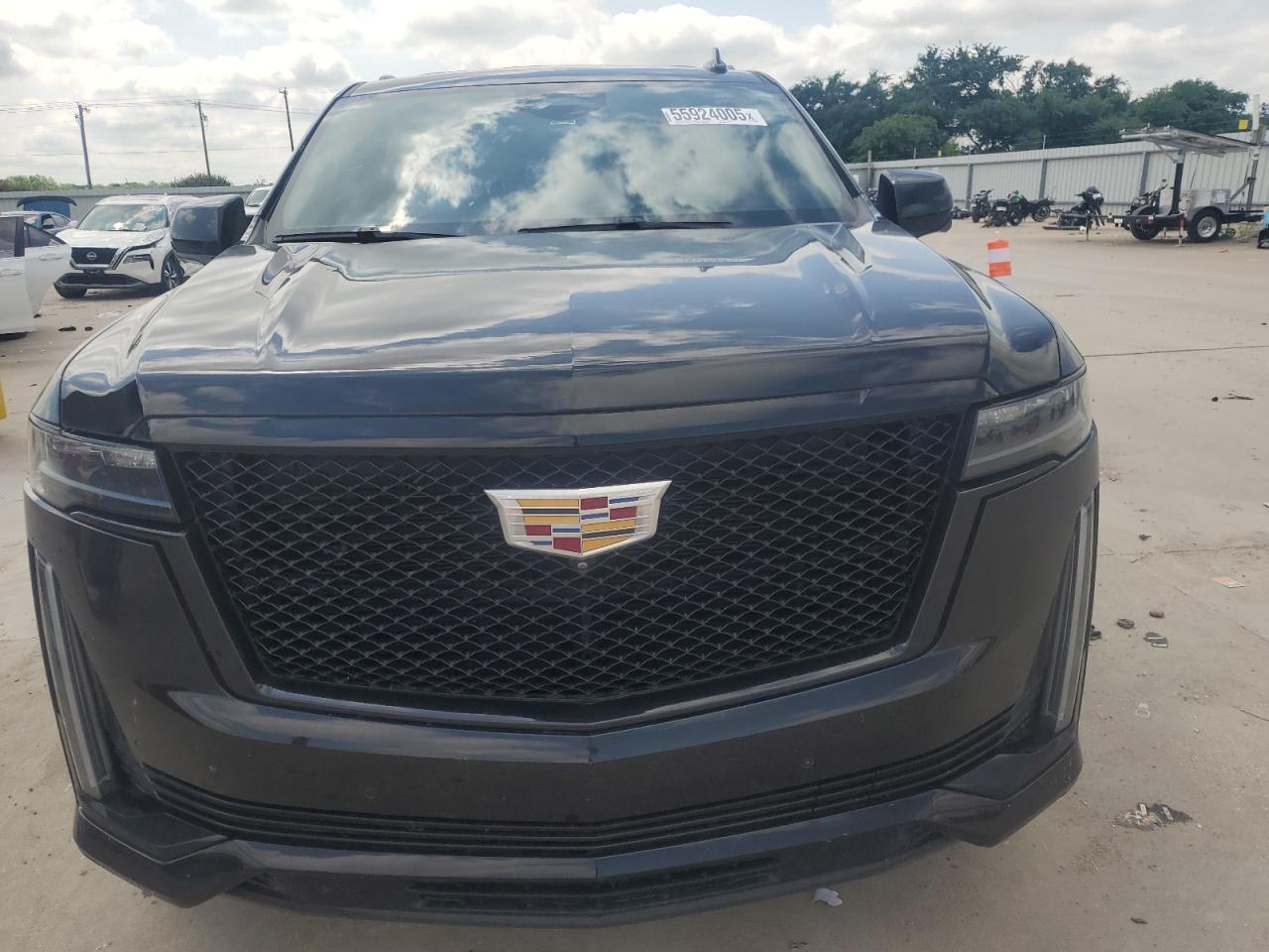 2021 CADILLAC ESCALADE ESV SPORT photo 5