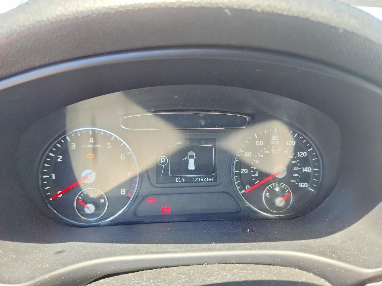 2016 KIA SORENTO LX photo 25