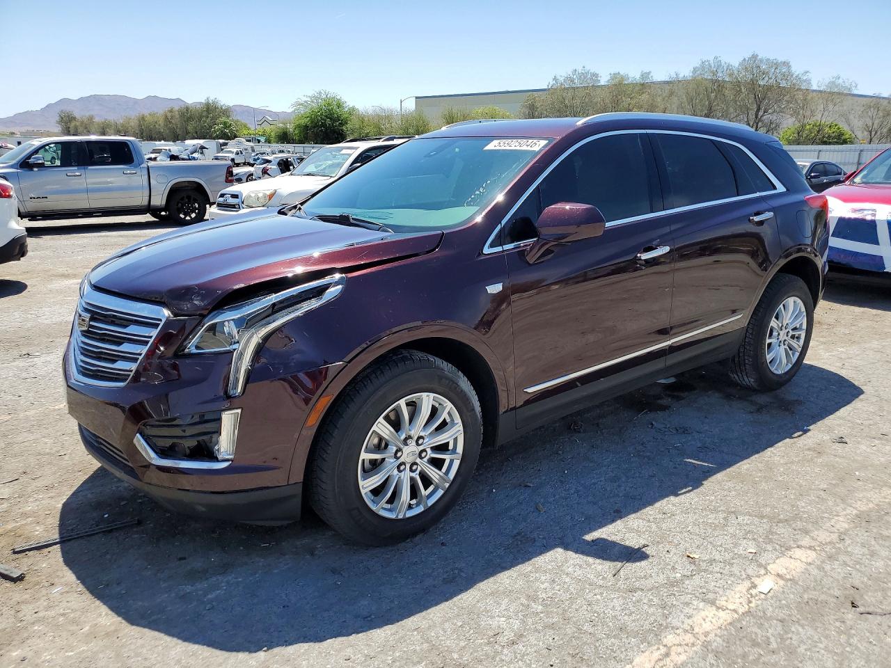 2017 CADILLAC XT5