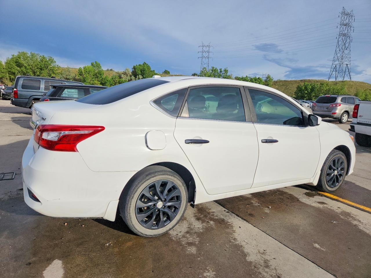 2018 NISSAN SENTRA SV photo 3
