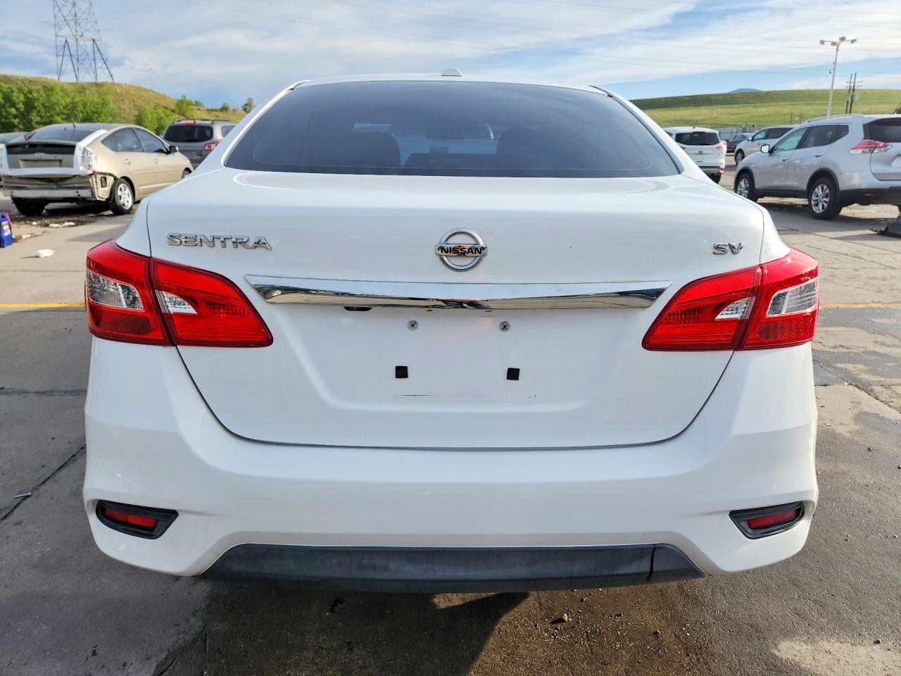 2018 NISSAN SENTRA SV photo 6