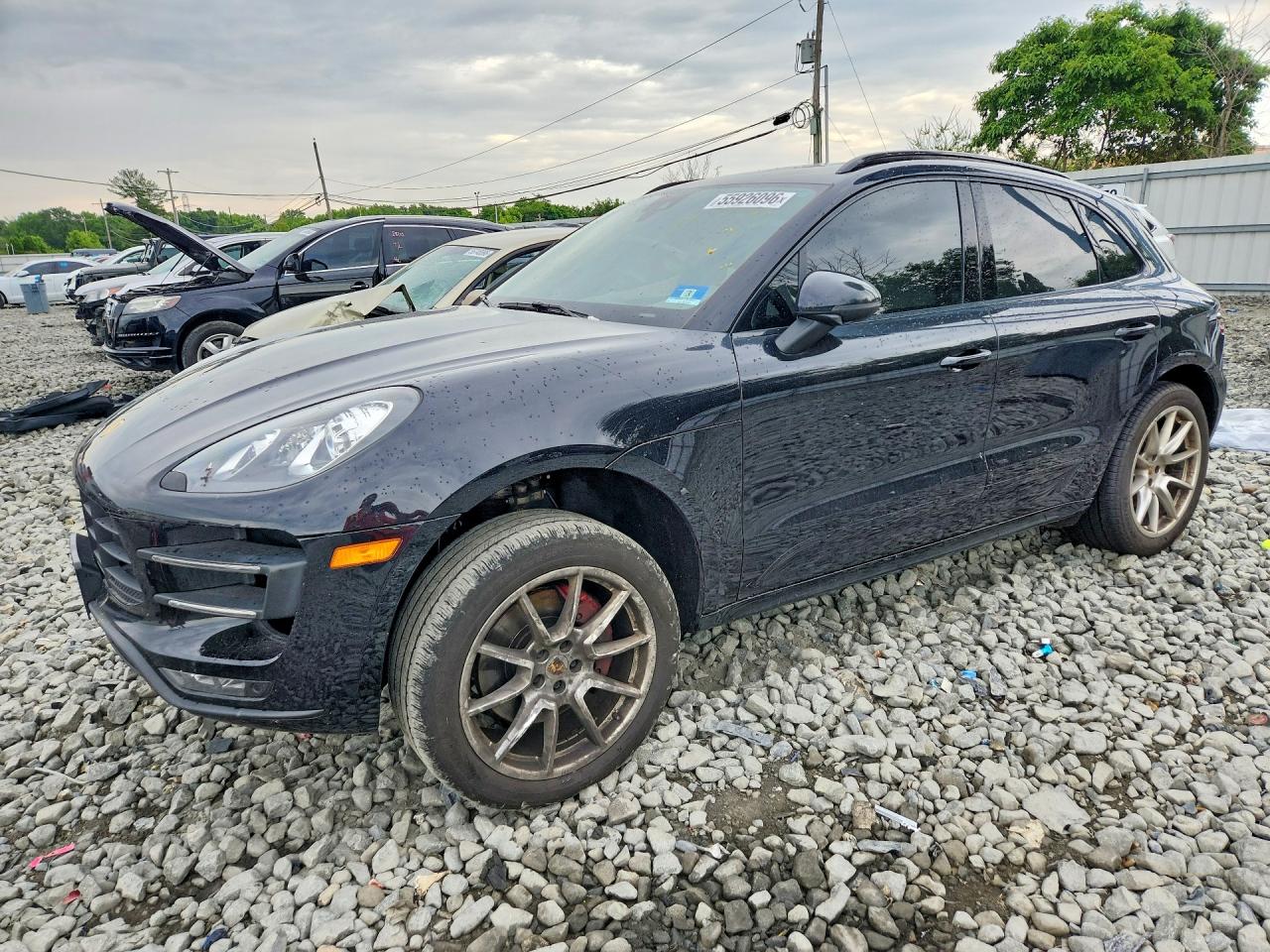 2015 PORSCHE MACAN