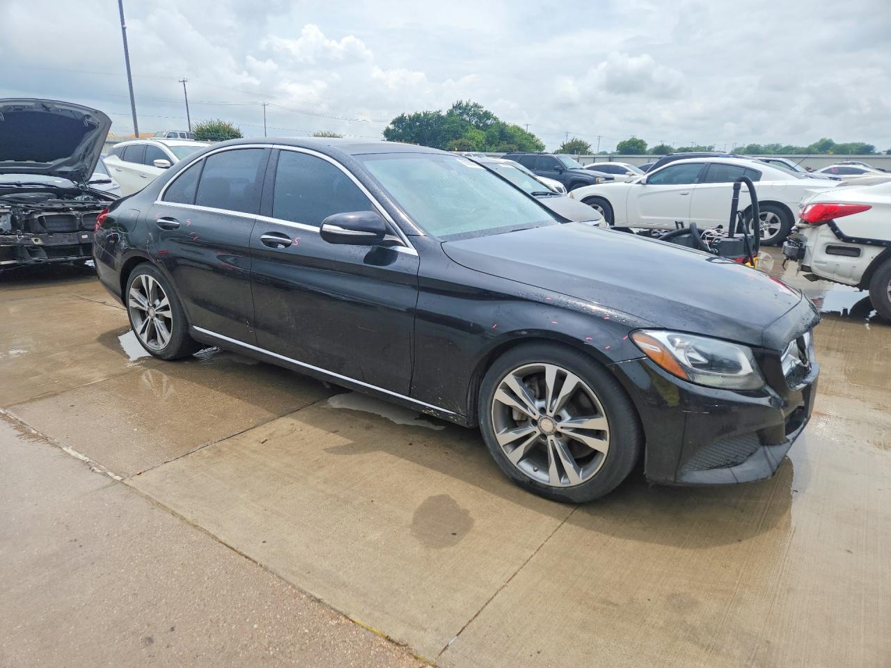 2015 MERCEDES-BENZ C 300 photo 10