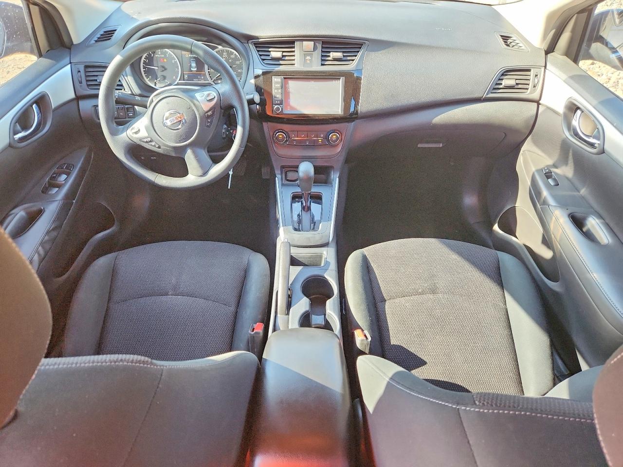 2019 NISSAN SENTRA S photo 8