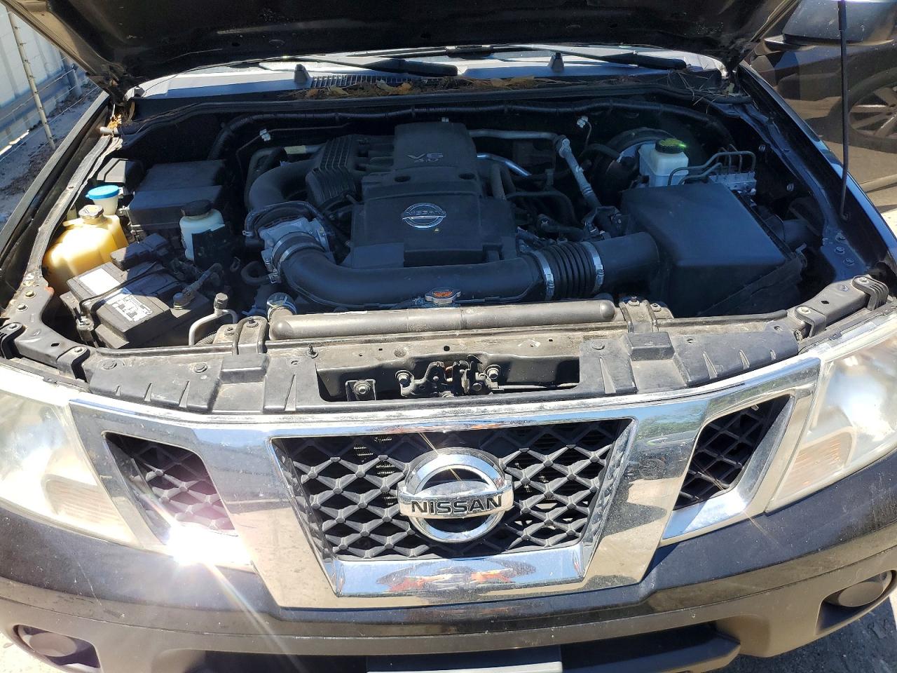 2019 NISSAN FRONTIER SV photo 11