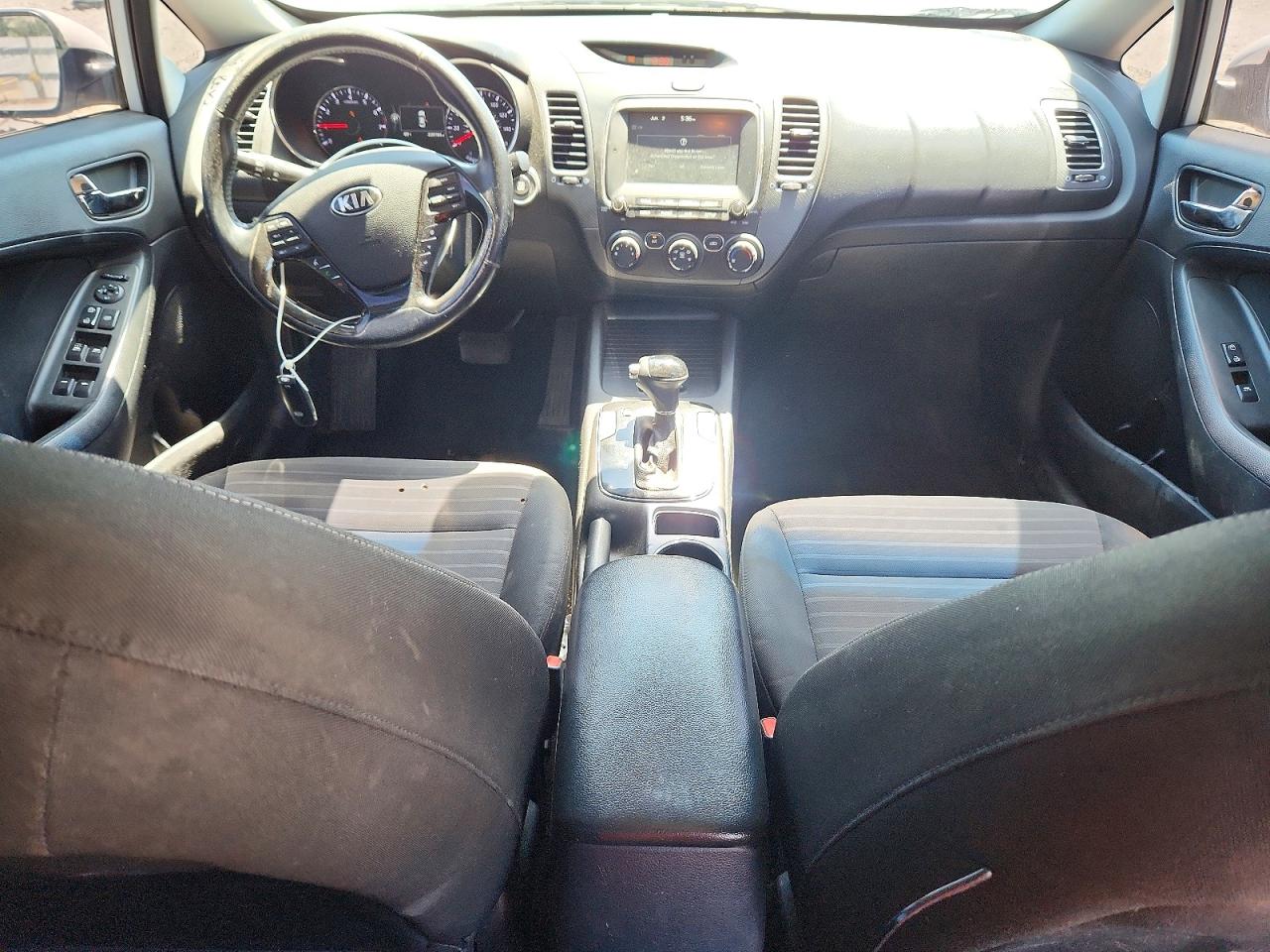 2017 KIA FORTE S photo 15