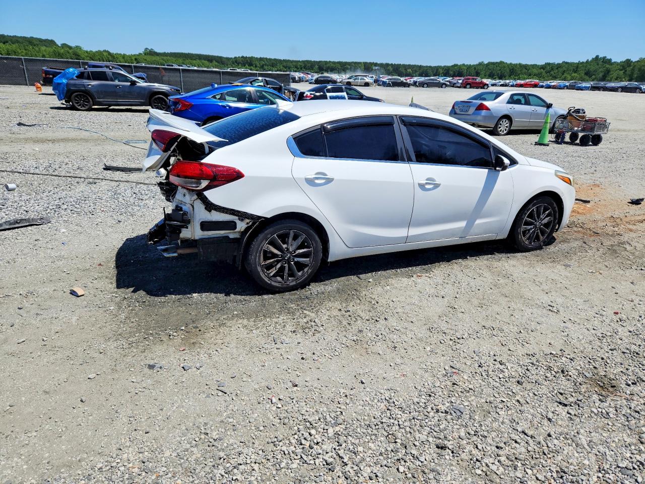 2017 KIA FORTE S photo 5