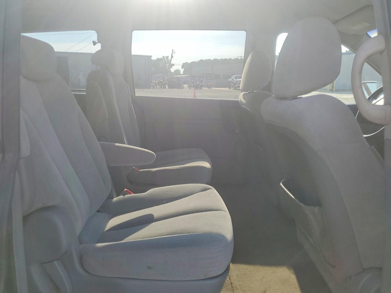 2006 KIA SEDONA LX photo 31