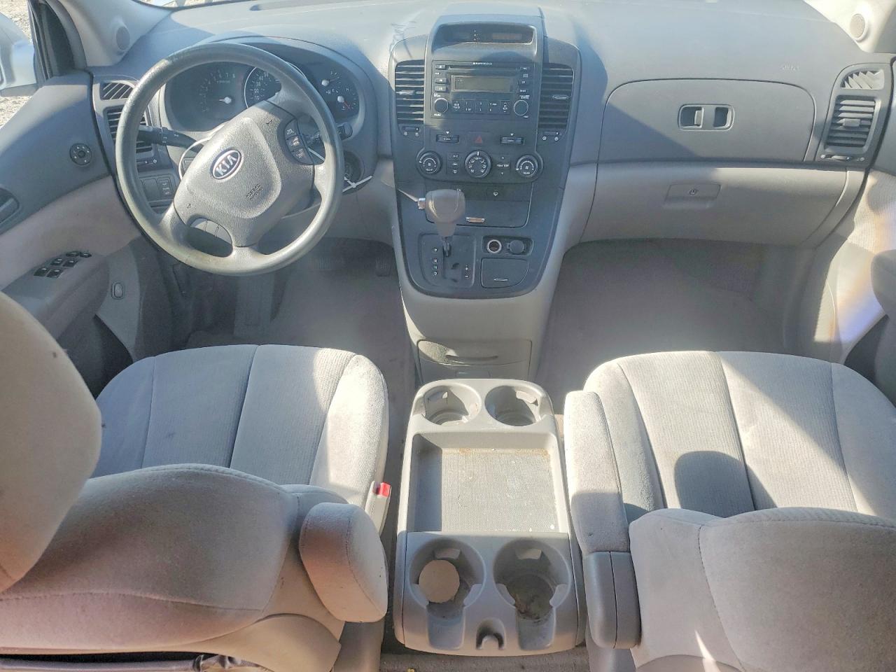 2006 KIA SEDONA LX photo 22