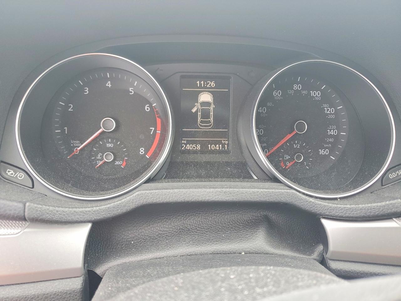 2017 VOLKSWAGEN PASSAT S photo 17