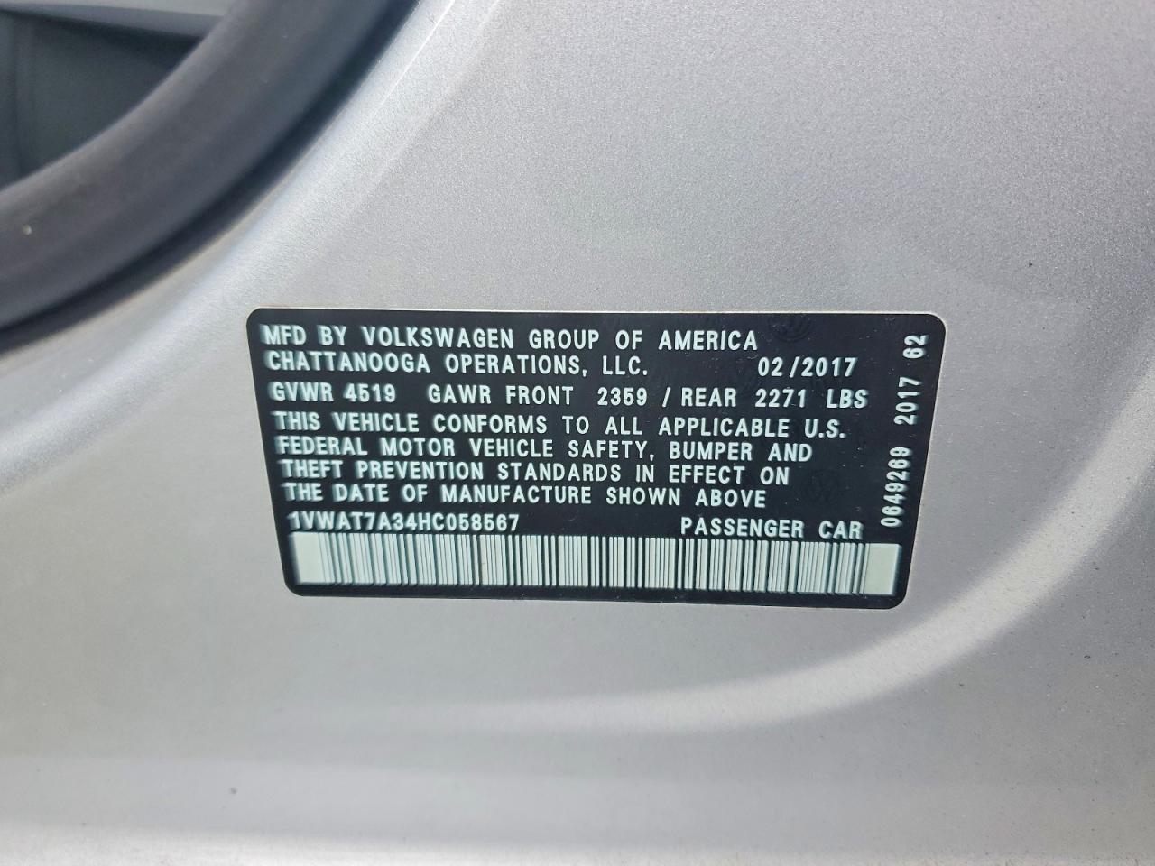 2017 VOLKSWAGEN PASSAT S photo 23