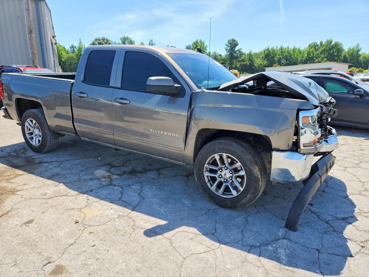 2017 CHEVROLET SILVERADO K1500 LT photo 7