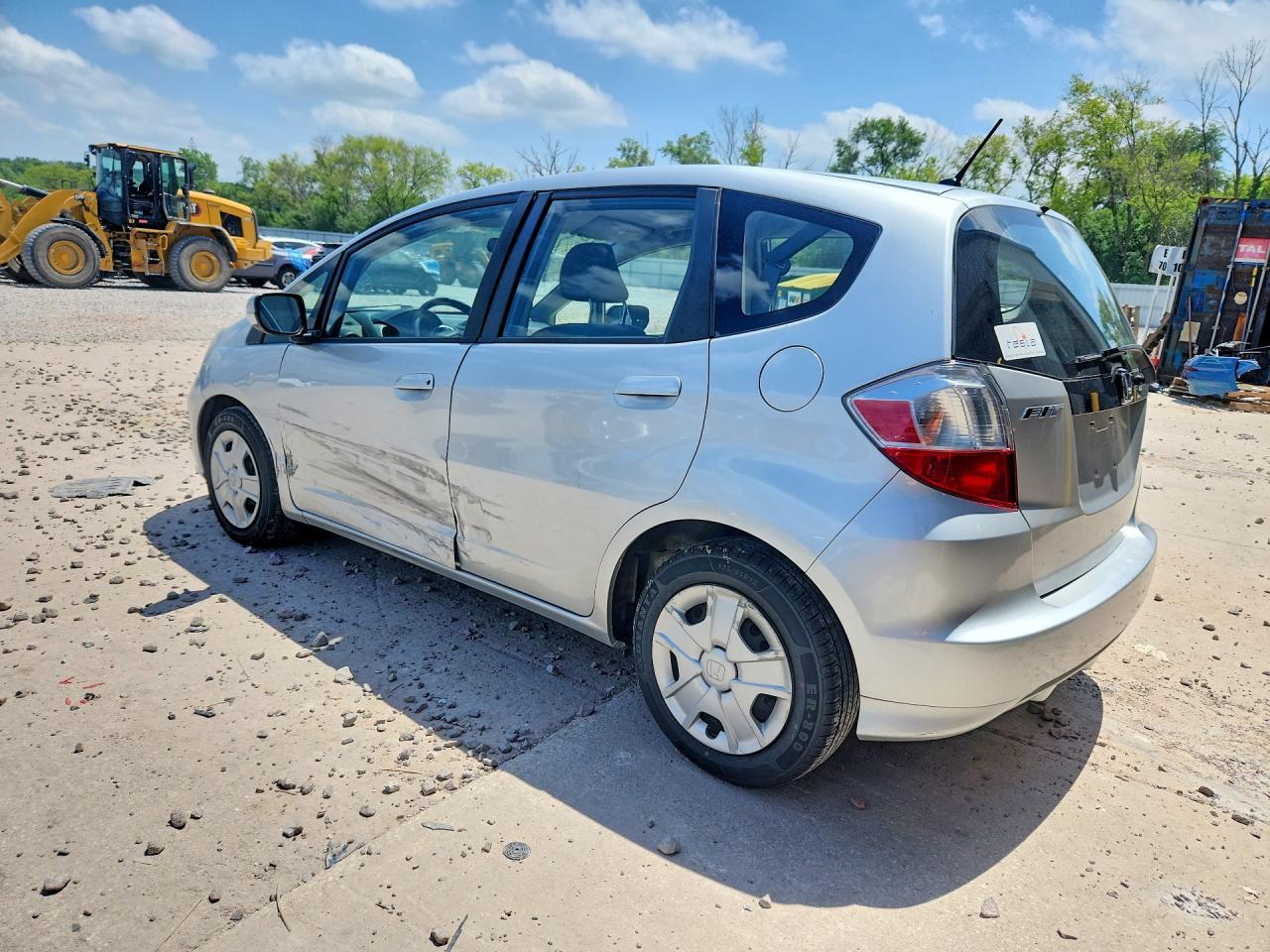 2013 HONDA FIT photo 3