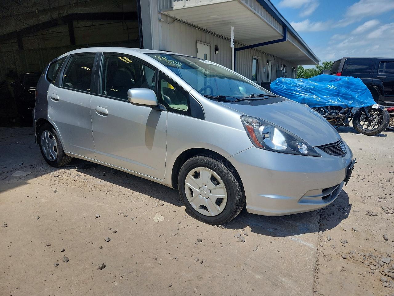 2013 HONDA FIT photo 7