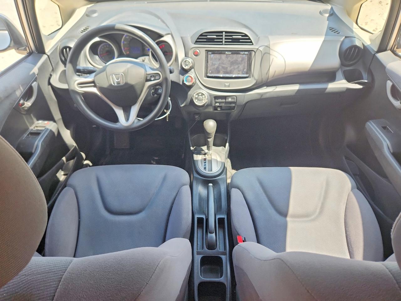 2013 HONDA FIT photo 15