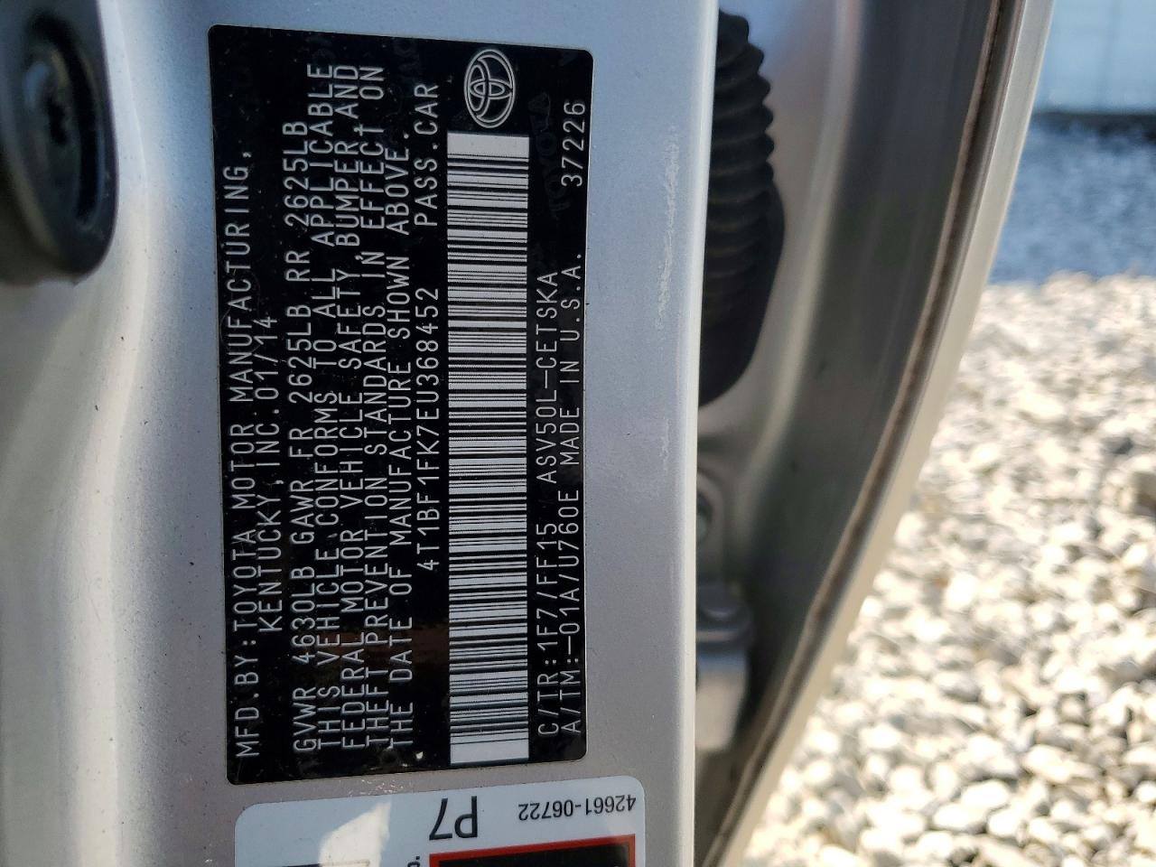 2014 TOYOTA CAMRY SE photo 23