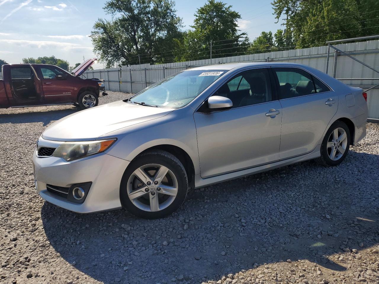 2014 TOYOTA CAMRY
