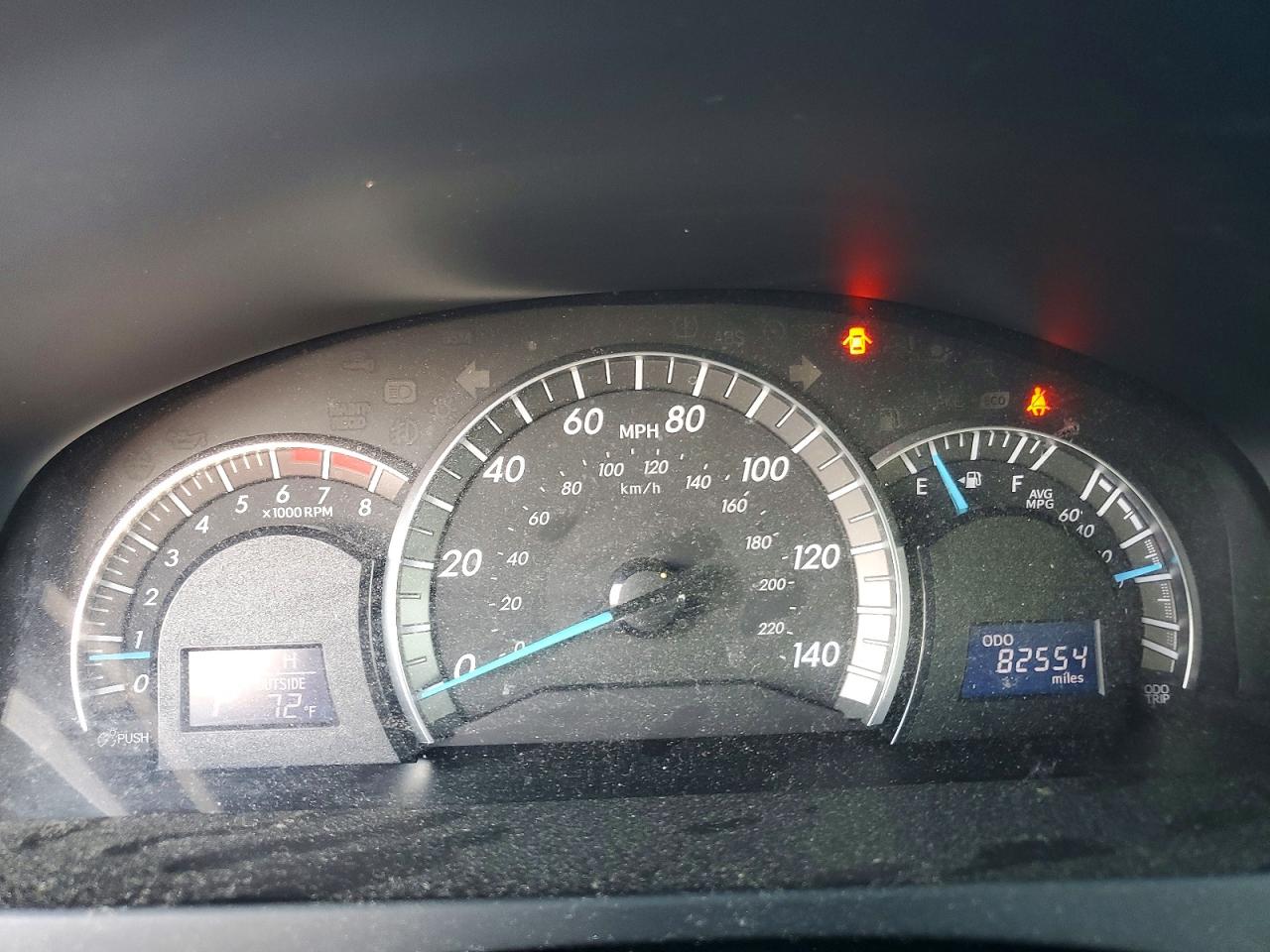 2014 TOYOTA CAMRY SE photo 17