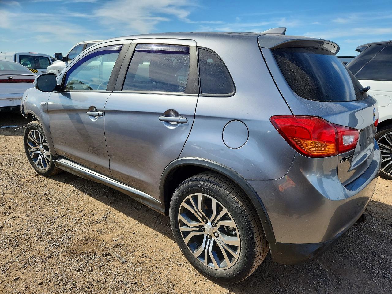 2017 MITSUBISHI OUTLANDER SPORT ES photo 3