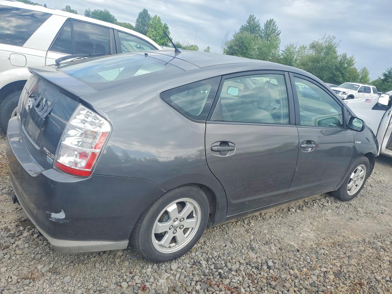 2009 TOYOTA PRIUS BASE photo 5