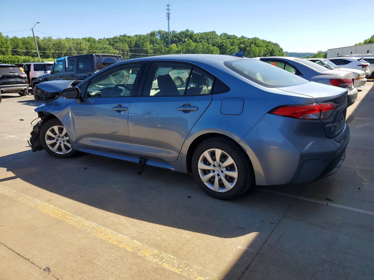 2020 TOYOTA COROLLA LE photo 3
