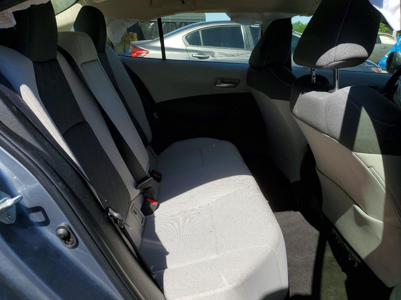2020 TOYOTA COROLLA LE photo 19