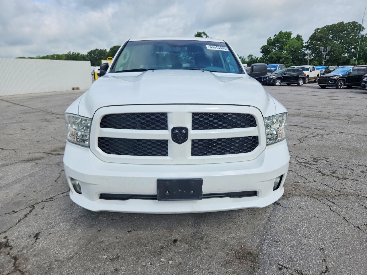 2014 RAM 1500 ST photo 9