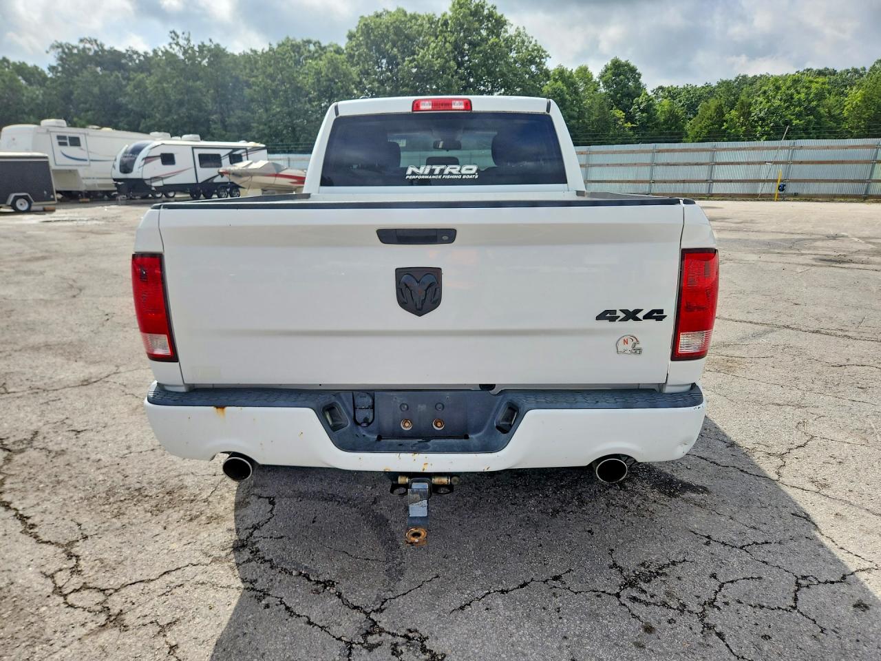 2014 RAM 1500 ST photo 11