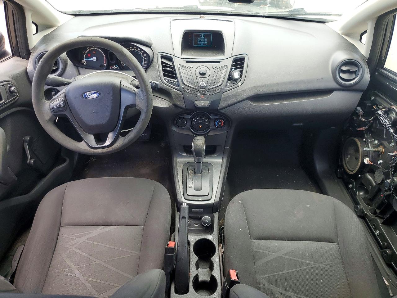 2015 FORD FIESTA S photo 15