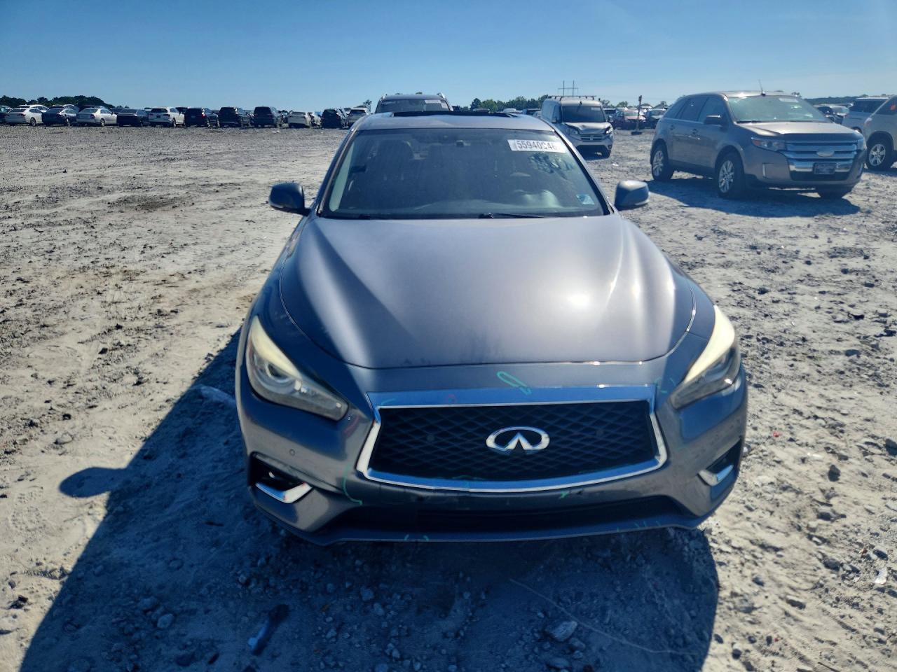 2018 INFINITI Q50 3.0T LUXE photo 9
