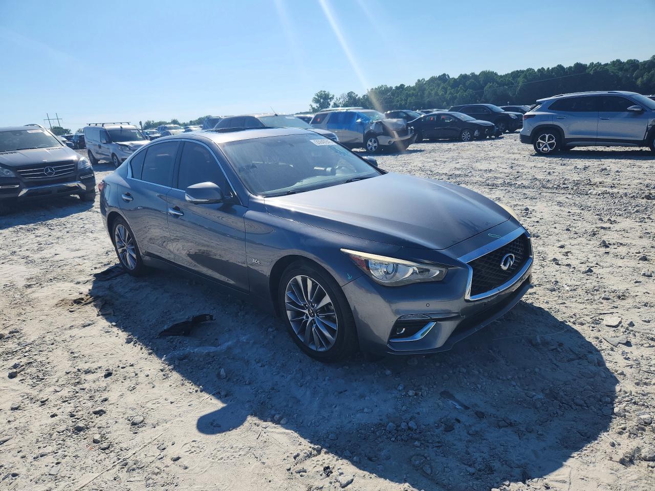 2018 INFINITI Q50 3.0T LUXE photo 7