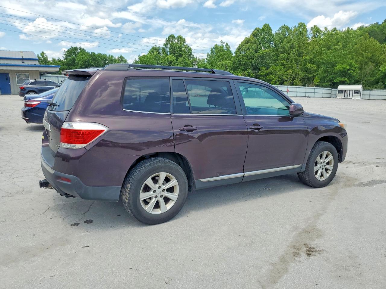 2013 TOYOTA HIGHLANDER PLUS photo 5