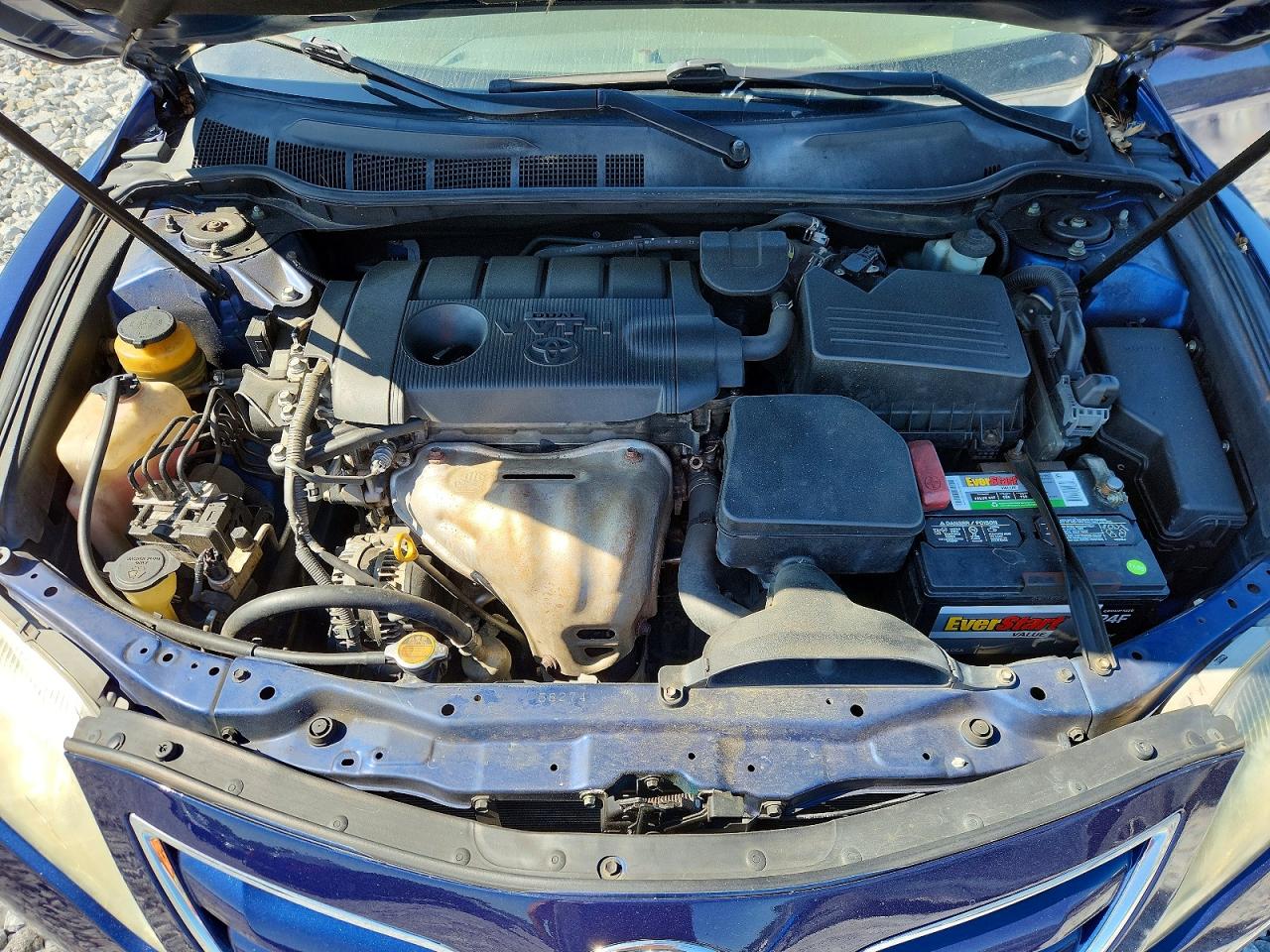 2011 TOYOTA CAMRY LE photo 21