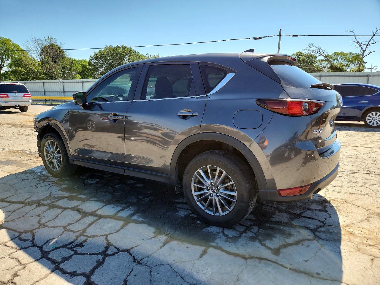 2017 MAZDA CX-5 TOURING photo 3