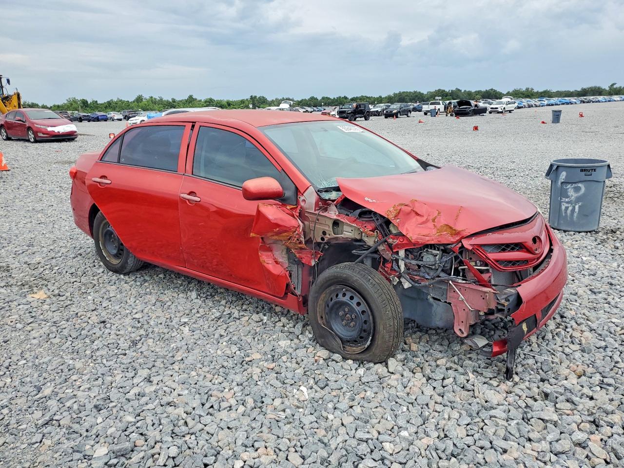2013 TOYOTA COROLLA L photo 7