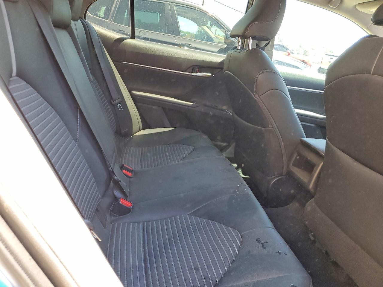 2018 TOYOTA CAMRY SE photo 28