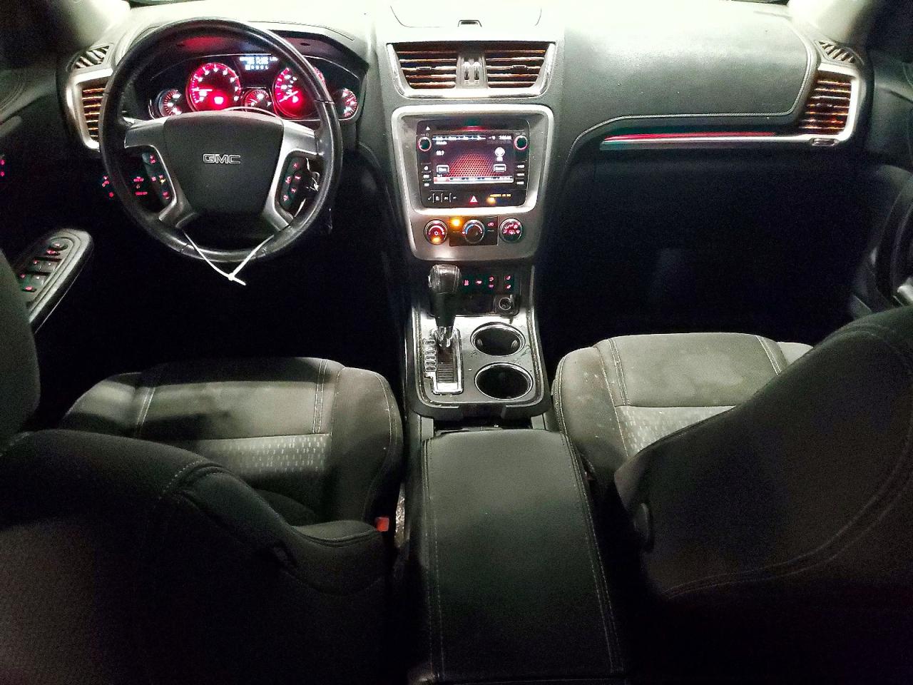2016 GMC ACADIA SLE photo 15