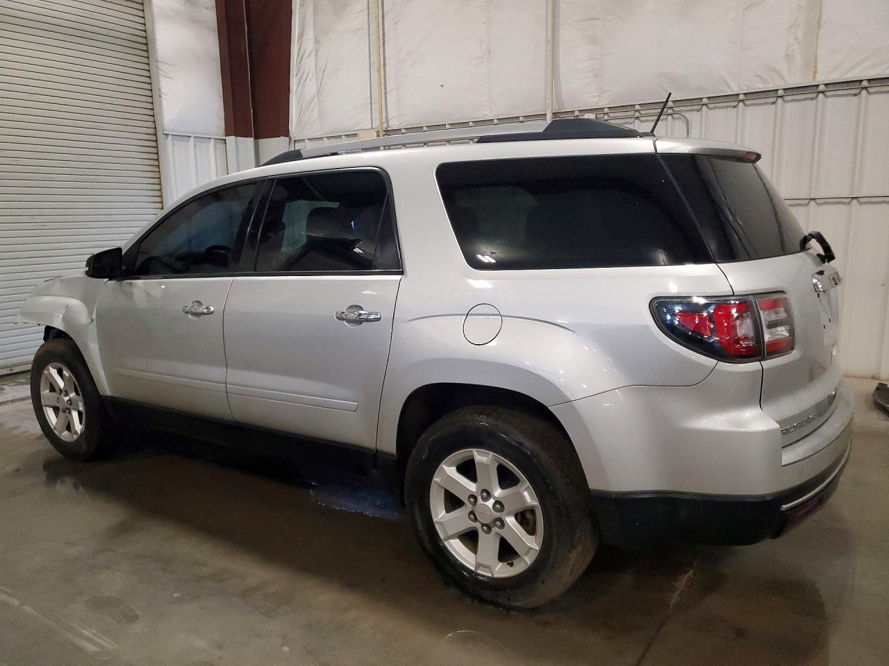 2016 GMC ACADIA SLE photo 3