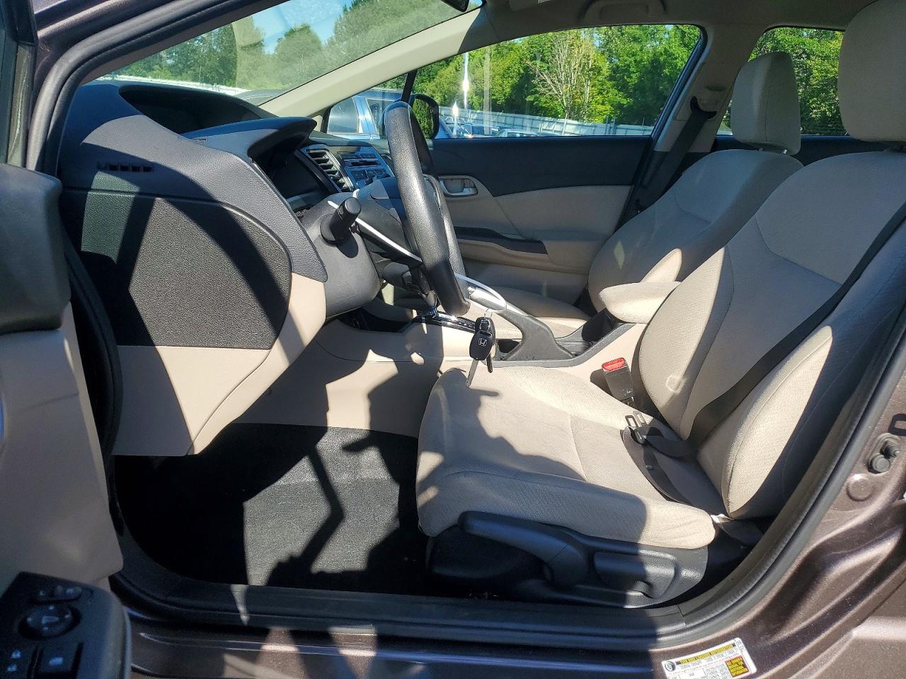 2013 HONDA CIVIC LX photo 19